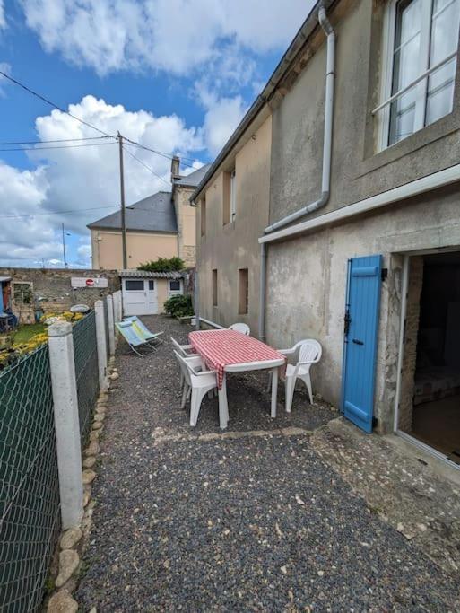 Appartement Avec Jardin Et Acces Mer Grandcamp-Maisy Exterior foto