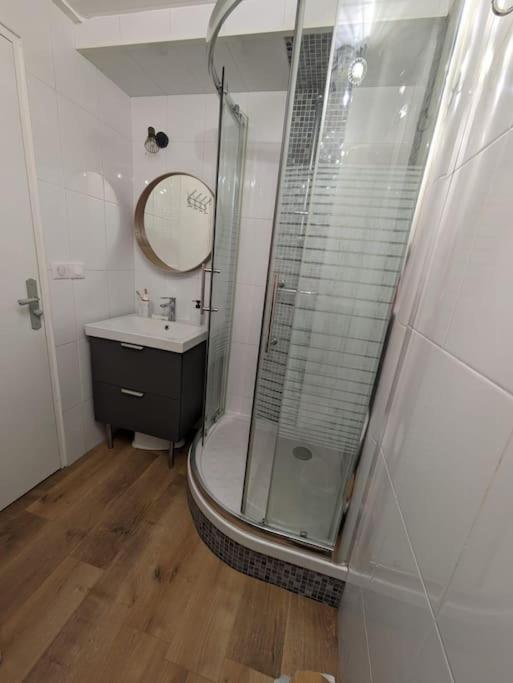 Appartement Avec Jardin Et Acces Mer Grandcamp-Maisy Exterior foto